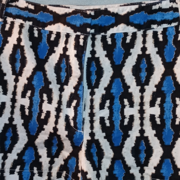 Nicole Miller patterned shorts blue - Picture 2 of 5